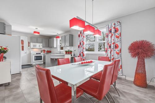 Salle à manger - 1 Rue Lafrance E., Saint-Basile-Le-Grand, QC - Indoor Photo Showing Dining Room