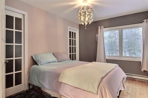 Chambre à coucher principale - 1800 Route 337, Sainte-Julienne, QC - Indoor Photo Showing Bedroom