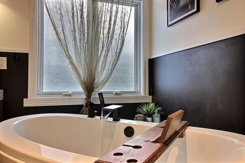 Salle de bains attenante à la CCP - 1800 Route 337, Sainte-Julienne, QC - Indoor Photo Showing Bathroom