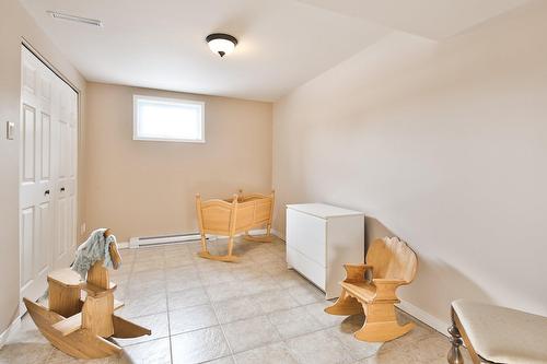 Chambre à coucher - 301 Ch. De Marieville, Richelieu, QC - Indoor Photo Showing Other Room