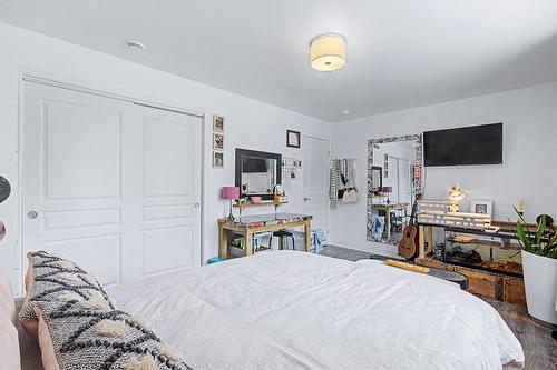 Chambre à coucher principale - 1137  - 1141 Rue Notre-Dame, Chambly, QC - Indoor Photo Showing Bedroom