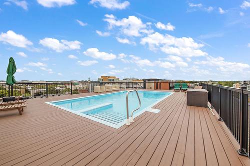 Piscine - 113-4700 Boul. Henri-Bourassa O., Montréal (Saint-Laurent), QC - Outdoor With In Ground Pool