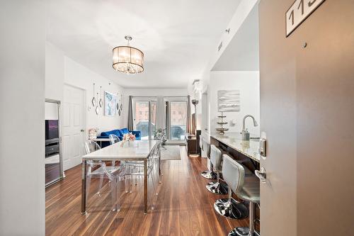Hall d'entrée/Vestibule - 113-4700 Boul. Henri-Bourassa O., Montréal (Saint-Laurent), QC - Indoor Photo Showing Dining Room