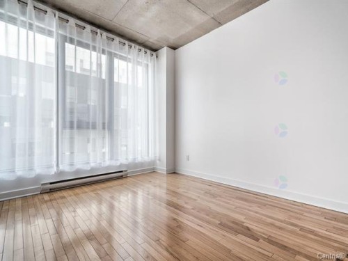 Master Bedroom - 308-777 Rue Gosford, Montréal (Ville-Marie), QC - Indoor Photo Showing Other Room