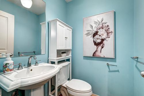 Salle d'eau - 2686 Av. Ernest-Hemingway, Montréal (Saint-Laurent), QC 