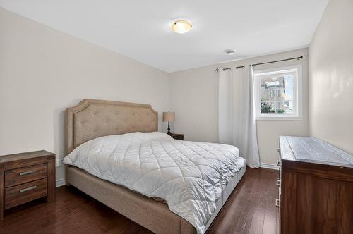 Chambre à coucher principale - 101-2365 Rue Versailles, Mascouche, QC - Indoor Photo Showing Bedroom