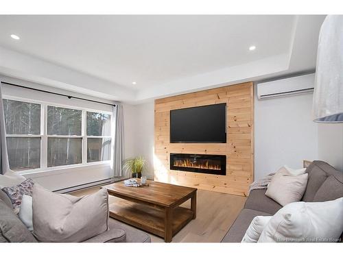 50 Chamberlain Rd, Quispamsis, NB 