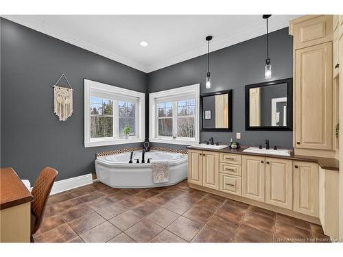 287 Du Tre Carre Ave, Shippagan, NB 