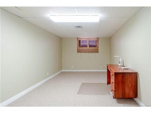 32 Barbara Crt, Fredericton, NB 