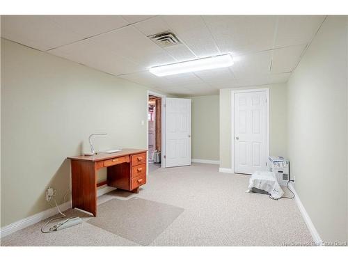 32 Barbara Crt, Fredericton, NB 