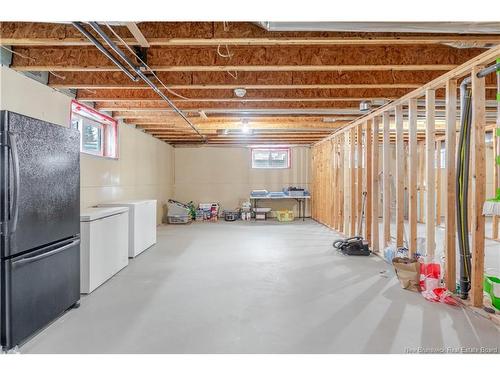 32 Barbara Crt, Fredericton, NB 