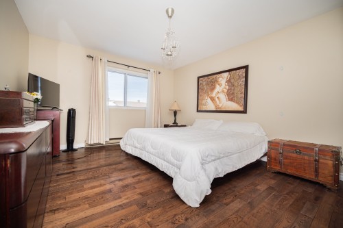 Master Bedroom - 503 Rue De Callas, Laval (Chomedey), QC - Indoor Photo Showing Bedroom