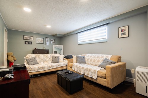 Family Room - 503 Rue De Callas, Laval (Chomedey), QC - Indoor Photo Showing Basement