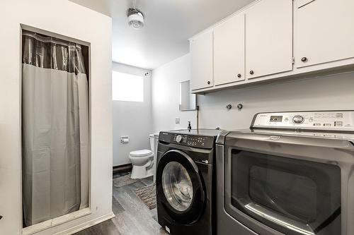 Laundry room - 90 Rue Audubon, Dollard-Des-Ormeaux, QC - Indoor Photo Showing Laundry Room