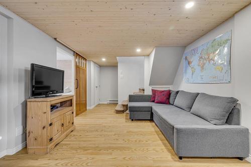 Salle familiale - 1115 Av. De Montigny, Québec (Sainte-Foy/Sillery/Cap-Rouge), QC - Indoor Photo Showing Living Room