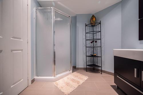 Salle de bains - 4665 Rue Gaston-Chapleau, Laval (Chomedey), QC - Indoor