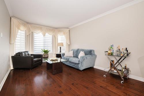 Salon - 4665 Rue Gaston-Chapleau, Laval (Chomedey), QC - Indoor Photo Showing Living Room