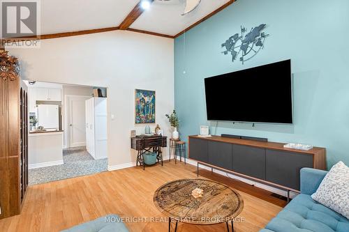 618 Lincoln Street, Welland (Lincoln/Crowland), ON - Indoor