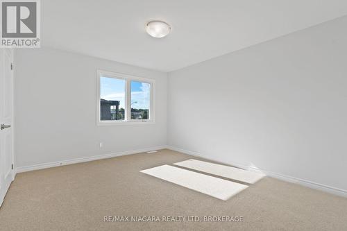 219 Wells Avenue, Fort Erie (Ridgeway), ON - Indoor Photo Showing Other Room