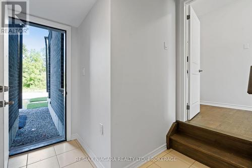 219 Wells Avenue, Fort Erie (Ridgeway), ON - Indoor Photo Showing Other Room