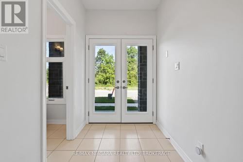 219 Wells Avenue, Fort Erie (Ridgeway), ON - Indoor Photo Showing Other Room