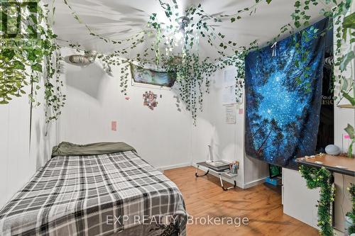 552 First Avenue, Welland (N. Welland), ON - Indoor Photo Showing Bedroom