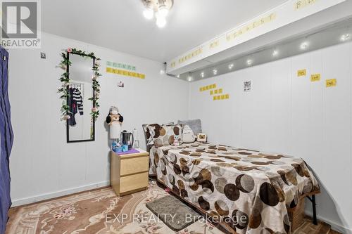 552 First Avenue, Welland (N. Welland), ON - Indoor Photo Showing Bedroom