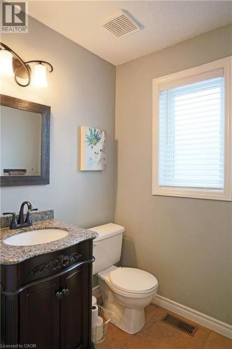 7 Gibb Street, Cambridge, ON - Indoor Photo Showing Bathroom