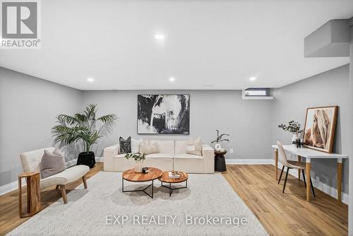 641 Woodward Avenue, Milton, ON - Indoor