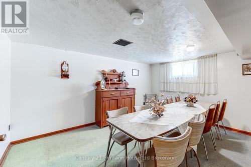 584452 Beachville Road, South-West Oxford (Beachville), ON - Indoor Photo Showing Dining Room