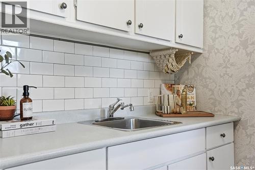 806 7Th Street E, Saskatoon, SK - Indoor Photo Showing Kitchen