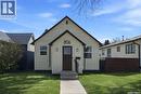 806 7Th Street E, Saskatoon, SK  - Outdoor 