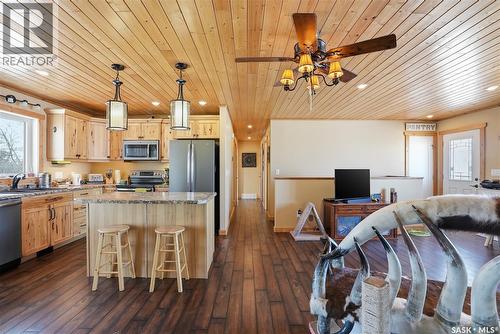 Albus Acreage, Corman Park Rm No. 344, SK - Indoor Photo Showing Kitchen With Stainless Steel Kitchen