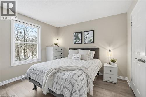 2040 Cleaver Avenue Unit# 315, Burlington, ON - Indoor Photo Showing Bedroom