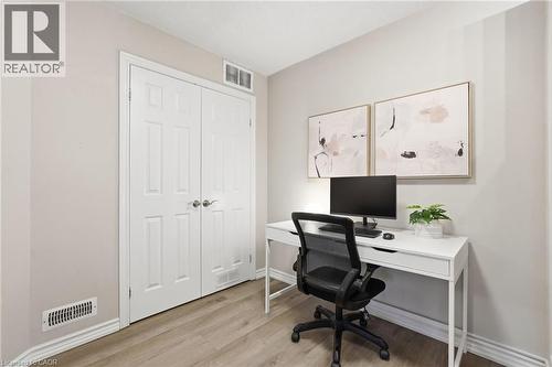 2040 Cleaver Avenue Unit# 315, Burlington, ON - Indoor Photo Showing Office