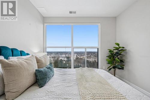 809 - 1880 Gordon Street, Guelph (Pineridge/Westminster Woods), ON - Indoor Photo Showing Bedroom