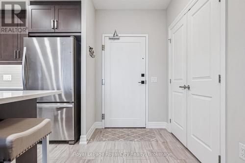 809 - 1880 Gordon Street, Guelph (Pineridge/Westminster Woods), ON - Indoor