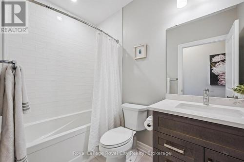 809 - 1880 Gordon Street, Guelph (Pineridge/Westminster Woods), ON - Indoor Photo Showing Bathroom