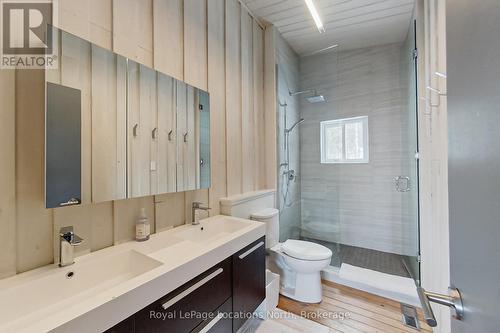 27 - 102 Wensley Drive, Blue Mountains, ON - Indoor Photo Showing Bathroom