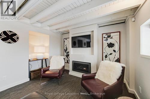 27 - 102 Wensley Drive, Blue Mountains, ON - Indoor With Fireplace