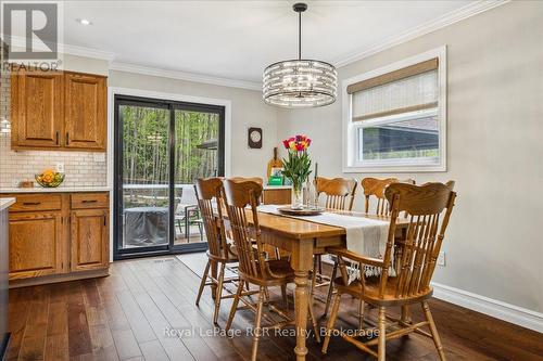 103488 Grey 18 Road, Meaford, ON - Indoor Photo Showing Dining Room