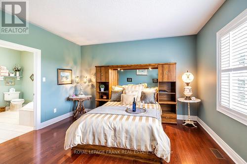 202 Southcrest Drive, Kawartha Lakes (Mariposa), ON - Indoor Photo Showing Bedroom