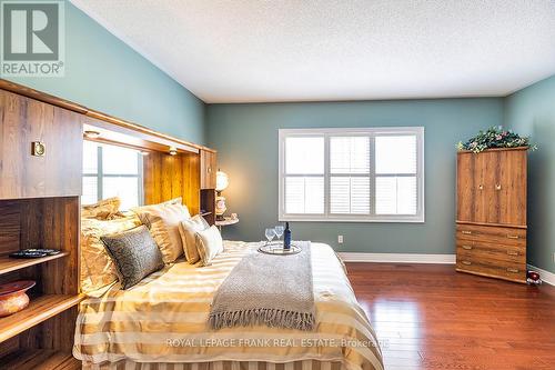 202 Southcrest Drive, Kawartha Lakes (Mariposa), ON - Indoor Photo Showing Bedroom