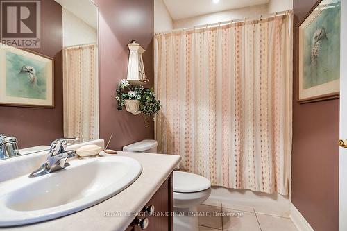 202 Southcrest Drive, Kawartha Lakes (Mariposa), ON - Indoor Photo Showing Bathroom
