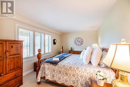 202 Southcrest Drive, Kawartha Lakes (Mariposa), ON - Indoor Photo Showing Bedroom