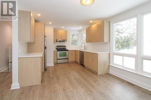 3017 Lakefield Road, Selwyn, ON - Indoor Photo Showing Kitchen