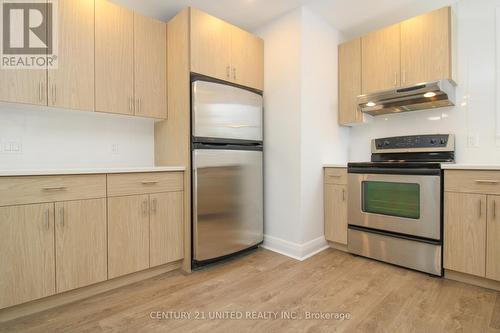 3017 Lakefield Road, Selwyn, ON - Indoor Photo Showing Kitchen