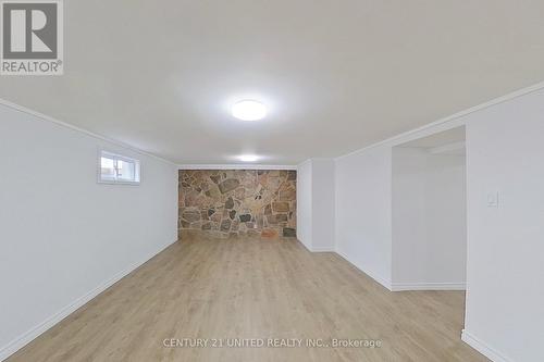 3017 Lakefield Road, Selwyn, ON - Indoor Photo Showing Other Room