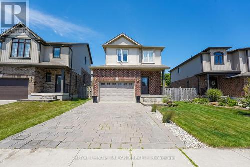 1090 Oakcrossing Road, London North (North M), ON - Outdoor With Facade