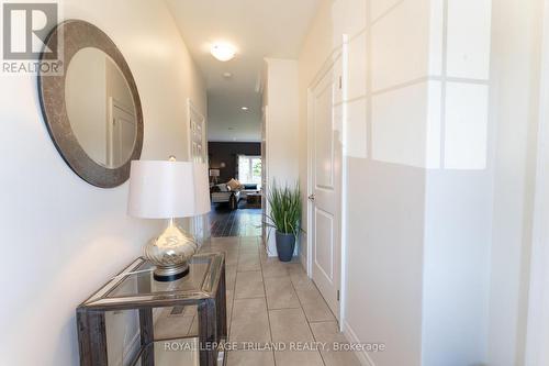 1090 Oakcrossing Road, London North (North M), ON - Indoor Photo Showing Other Room